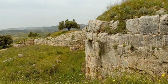 Samaria’s Crumbling Ruins—A Capital Lesson