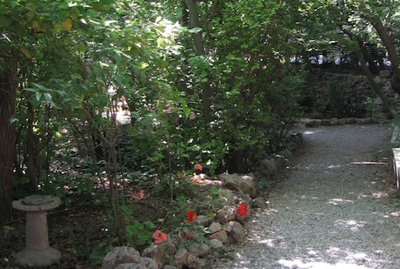Garden Tomb rock paths