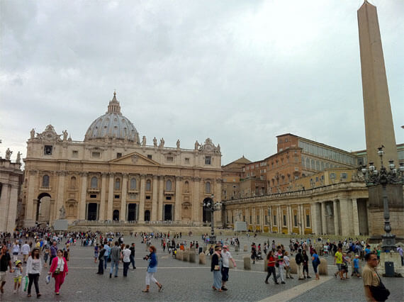 St. Peter Square and Basilica in Vatican City -- Christian places to visit in Rome